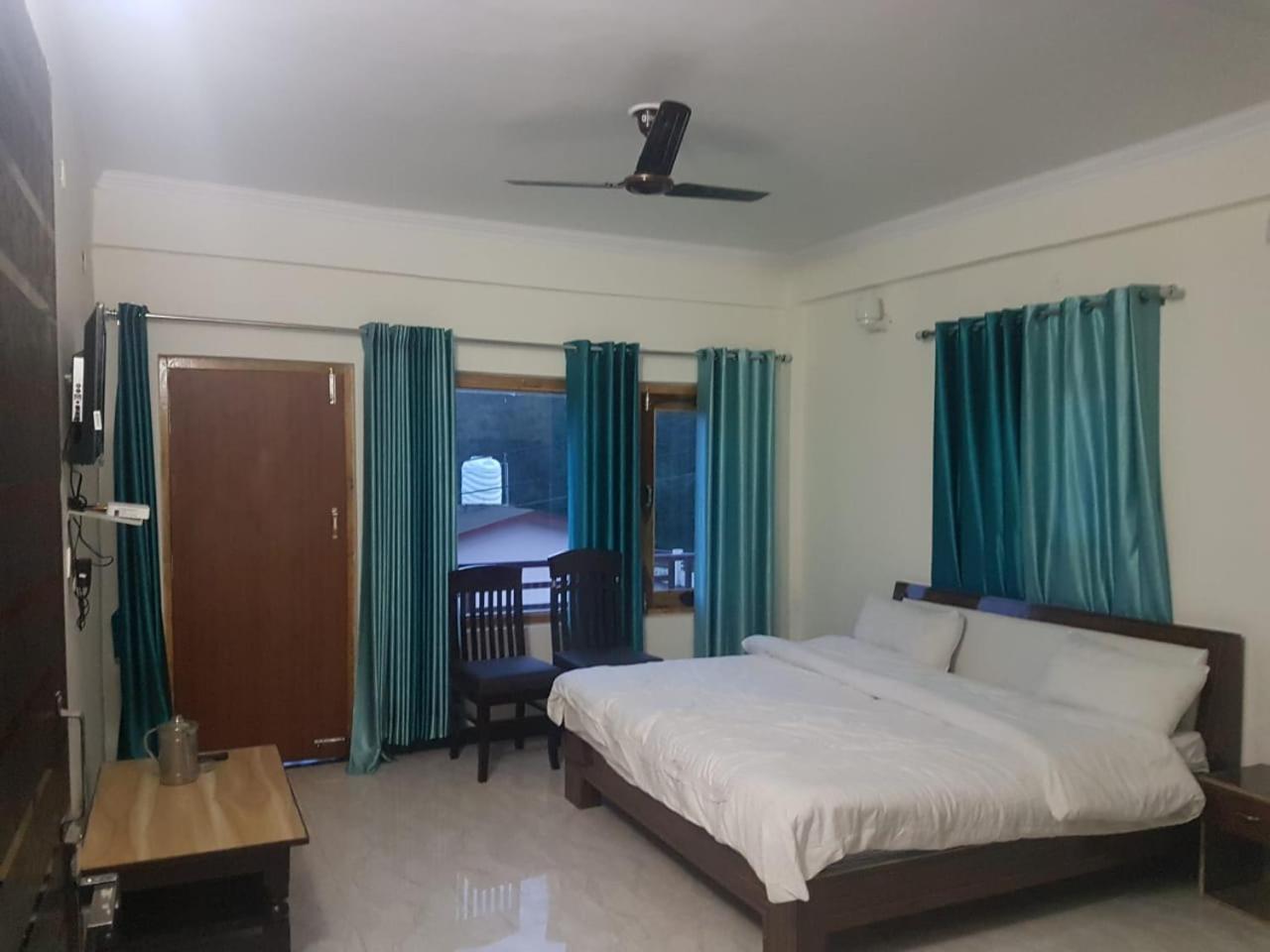 Oyo 23298 Hotel Uttaranchal Inn Nainital Εξωτερικό φωτογραφία