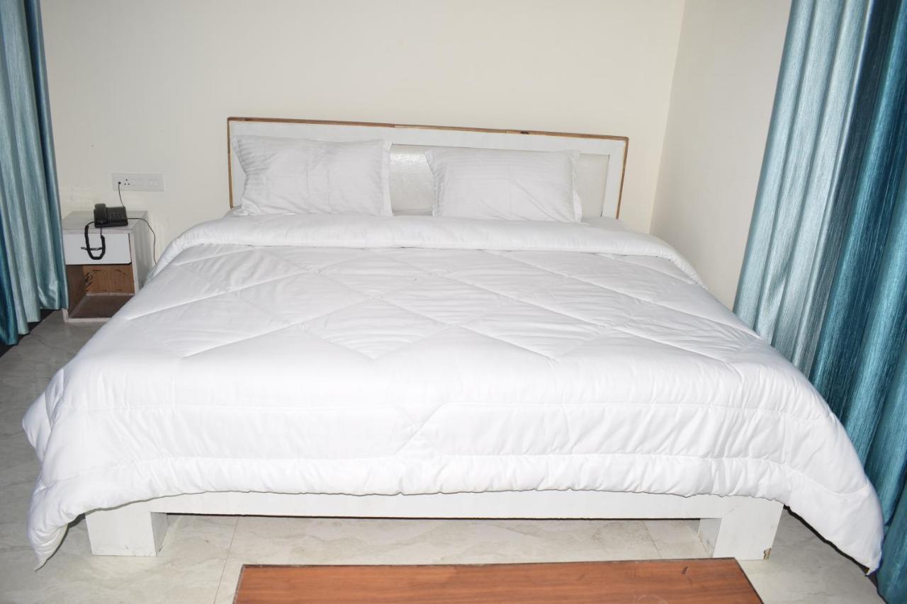 Oyo 23298 Hotel Uttaranchal Inn Nainital Εξωτερικό φωτογραφία
